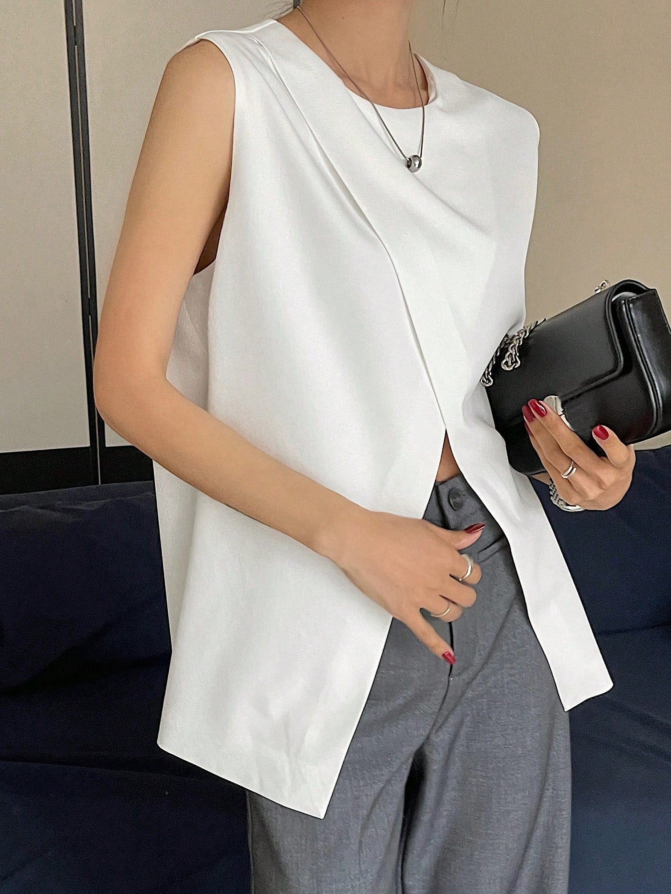 Women's Round Neck Top Sleeveless Summer Woman Stylish Western Basic Top